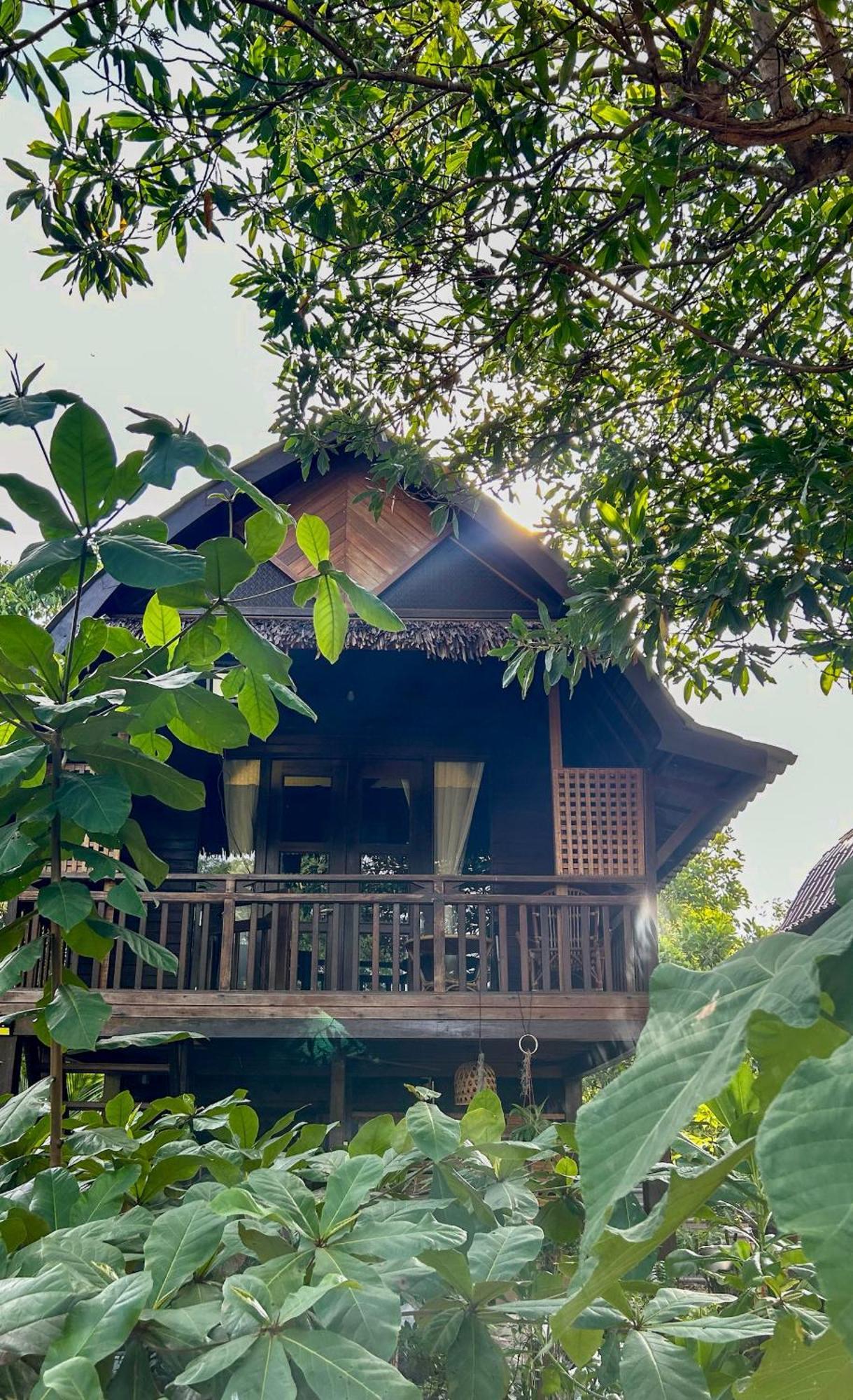 Golden Chenang Village 珍南海滩 外观 照片