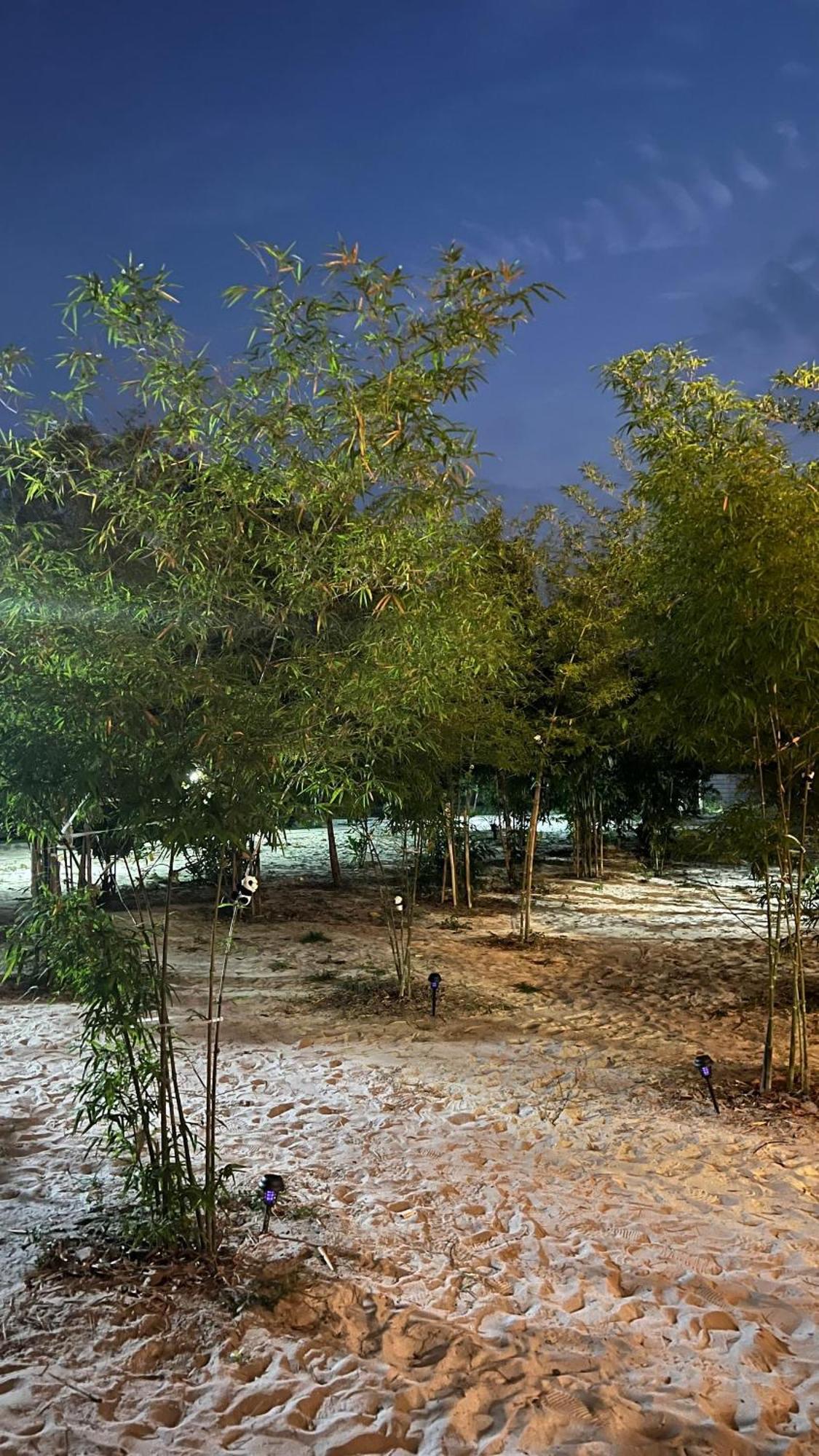 Golden Chenang Village 珍南海滩 外观 照片