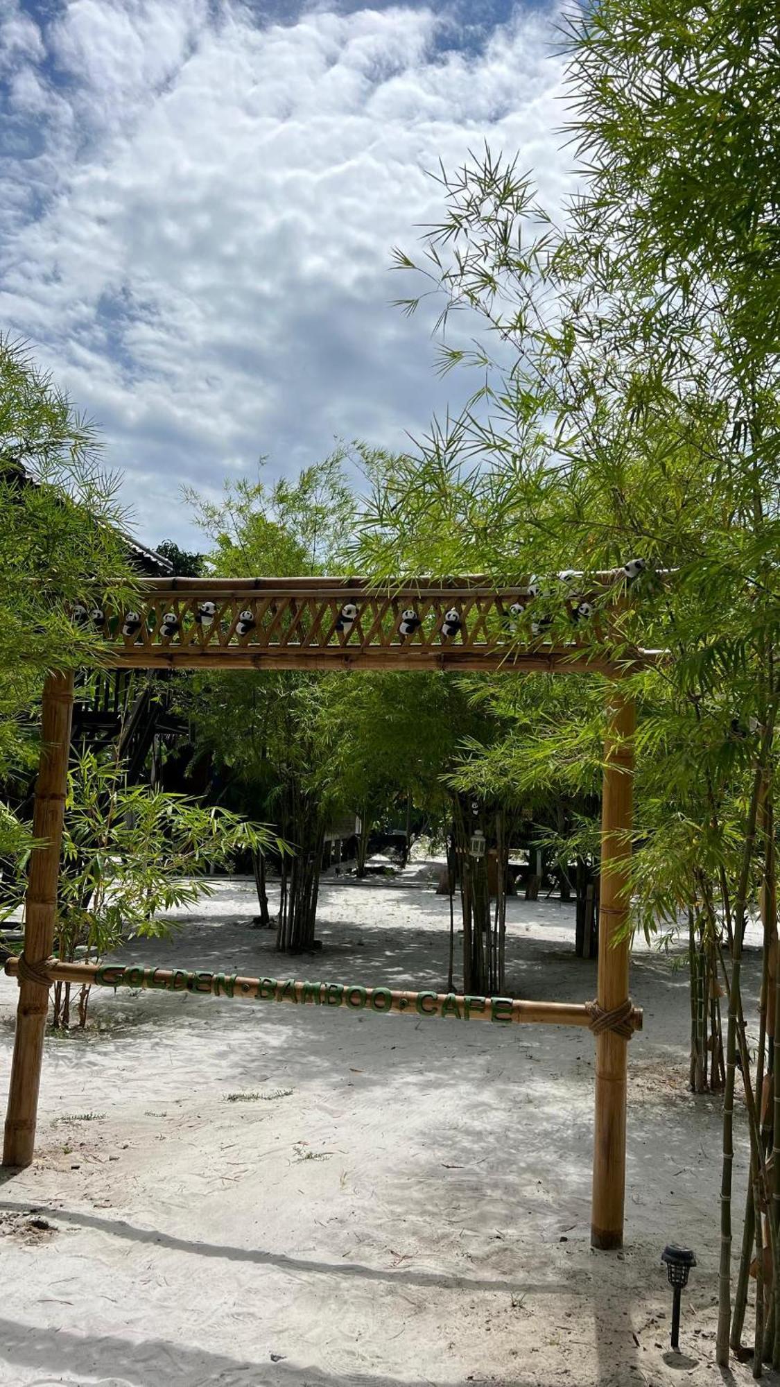Golden Chenang Village 珍南海滩 外观 照片